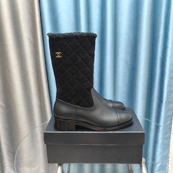 CC Short Boots Black Suede Lining Wool And Lambskin