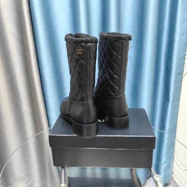 CC Short Boots Black Calfskin Lining Wool And Lambskin