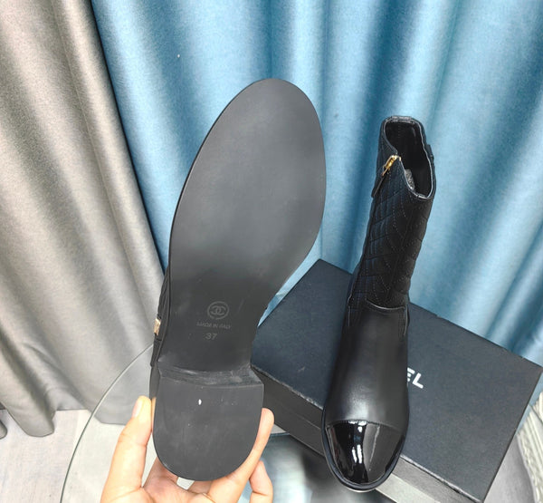 CC Short Boots Black Quilted Cowhide And Lambskin