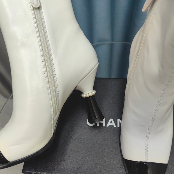 CC Ankle Boots White Cowhide And Lambskin