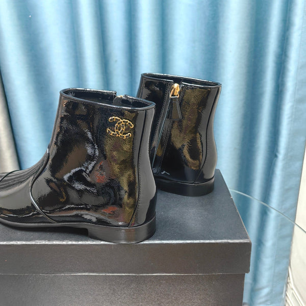 Stivaletti CC in pelle di vitello nera lucida