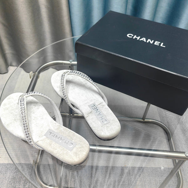 CC Thong Grey Velvet Silver Strass