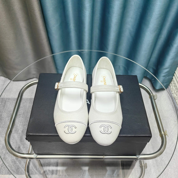 CC 25C Marry Janes White Fabric
