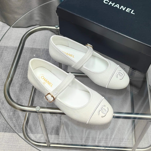 CC 25C Marry Janes White Fabric