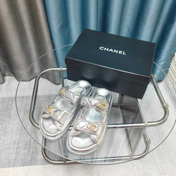 CC 25C Dad Mule Silver Metalic Grained Calfskin