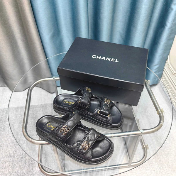 CC 25C Dad Mule Black Grained Calfskin