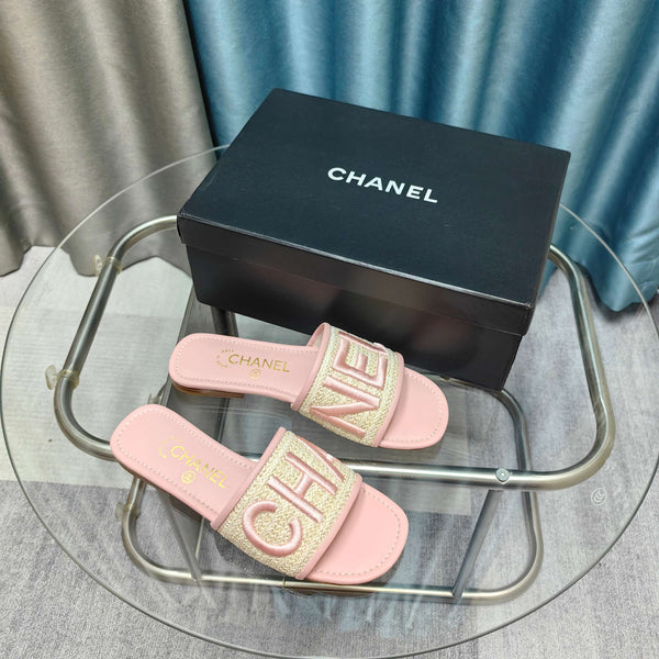 CC 25 Mule Rafia Grande Logo