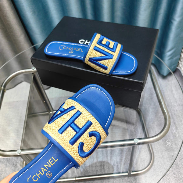 CC 25 Mule Rafia Grande Logo