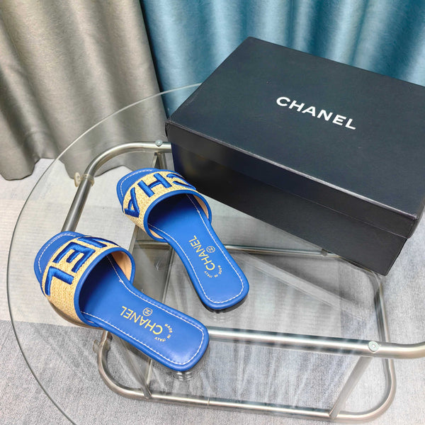 CC 25 Mule Rafia Grande Logo