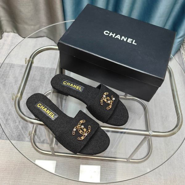 CC 25 Mule Tweed Mop