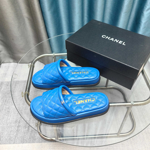 CC 25 Mule in pelle di vitello trapuntata