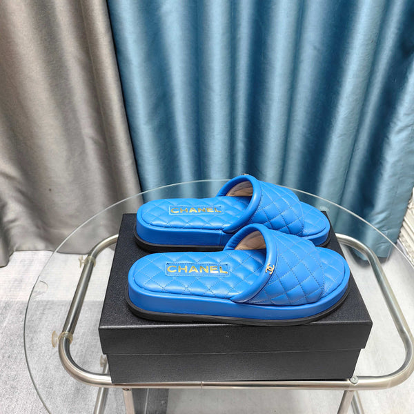 CC 25 Mule in pelle di vitello trapuntata