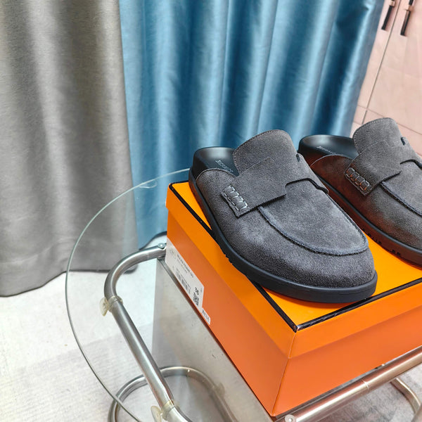 HM 25 Go Mule Dark Grey Suede 369350