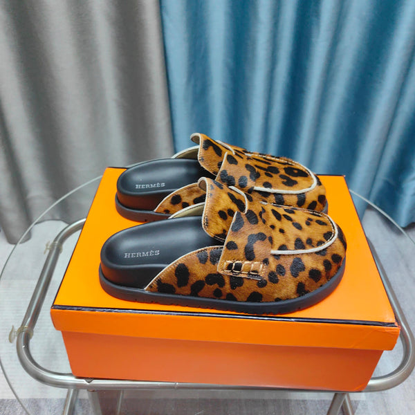 HM 25 Go Mule Leopark Horsehair Fabric 369354