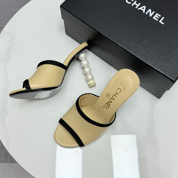 CC 25 High Heel Slippers 85mn Beige Black Sheepskin 368791