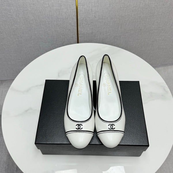 CC 25 Pumps 50mm White Black Sheepskin 368794