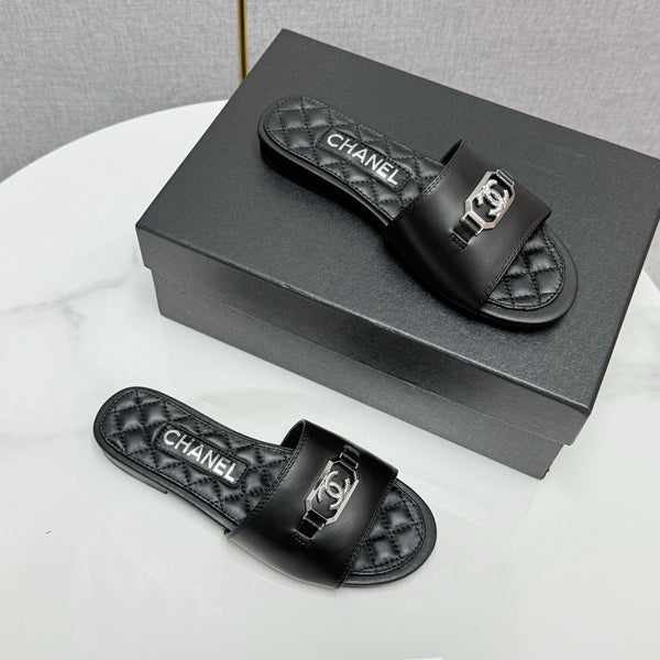 CC 25 Mule Sandals Black Sheepskin 368799