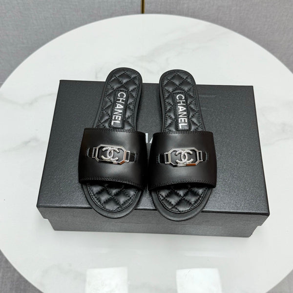 CC 25 Mule Sandals Black Sheepskin 368799