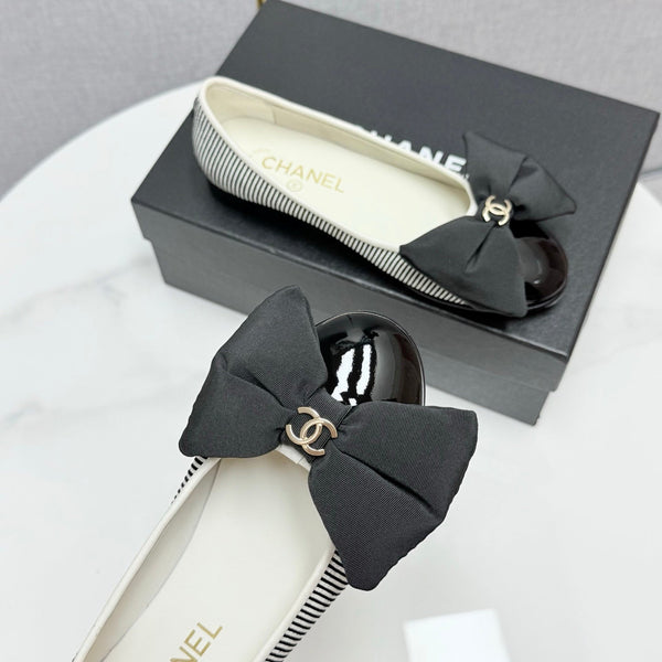 CC 25 Bow Ballet Flats Black White Canvas Striped Pattern And Grosgrain 368809