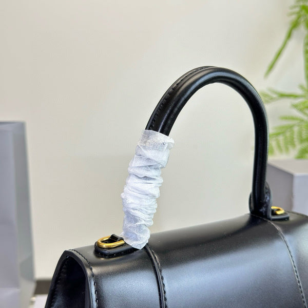 BORSA A CLESSIDRA 22 IN PELLE DI VITELLO BOX LUCIDO NERO E FERRAMENTA ORO