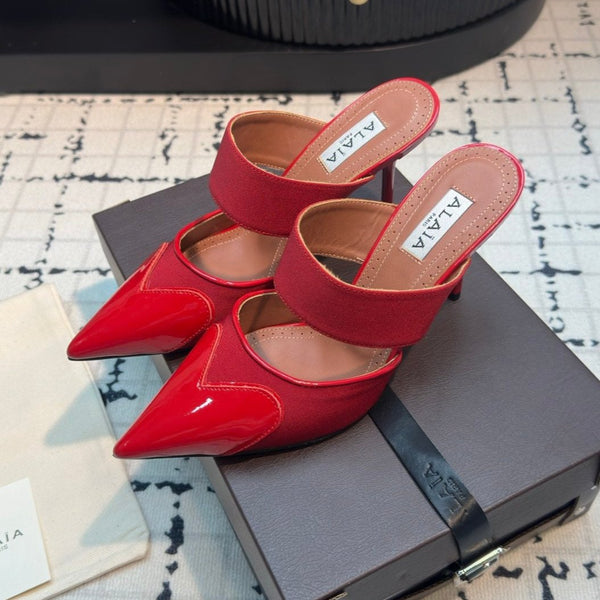 ALAIA TACCO ALTO 9 CM IN VITELLO ROSSO CILIEGIA