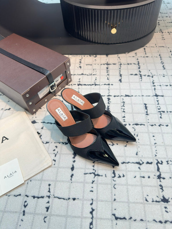 ALAIA TACCO ALTO 9 CM IN VITELLO NERO