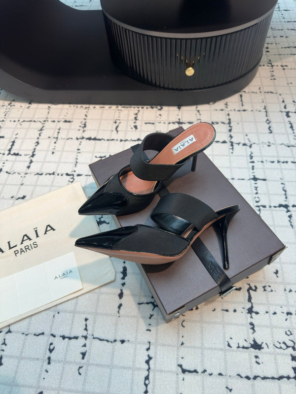 ALAIA TACCO ALTO 9 CM IN VITELLO NERO