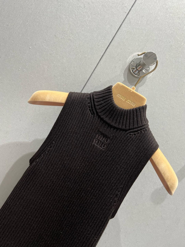 Miu Miu 25 Collar Vest Sweater Top Brown Wool