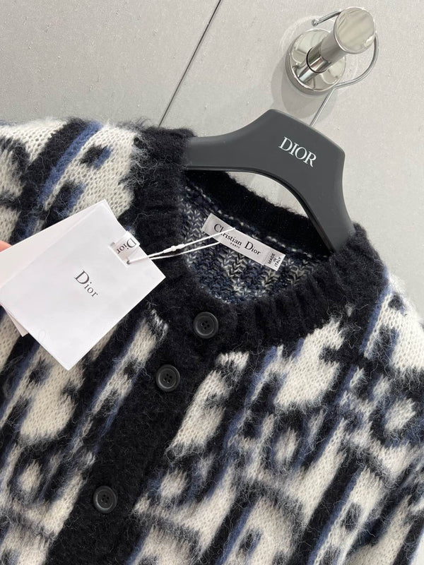 CD 25 Knitted Round Neck Cardigan Black White Mohair wool 210006