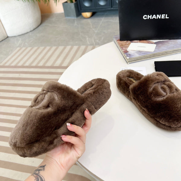 CC Slippers Dark Brown Fleece