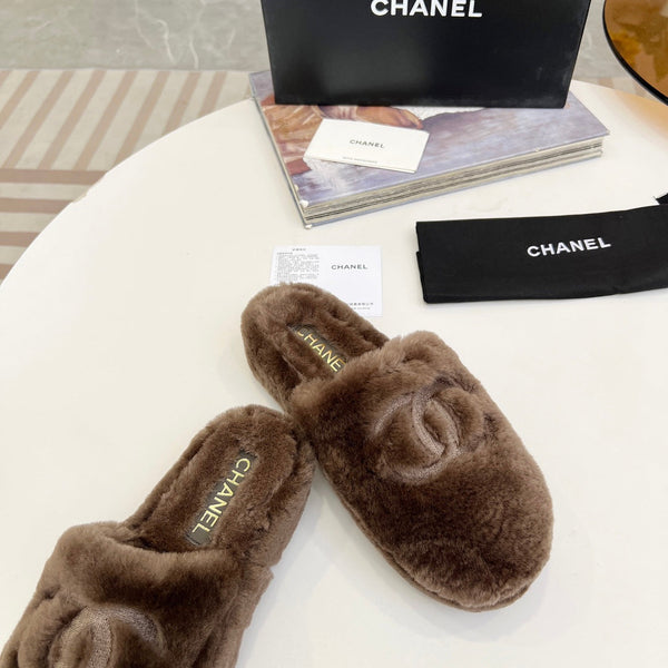 CC Slippers Dark Brown Fleece