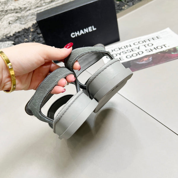 CC 25A Sandals Grey Horse Fur Leather 338603