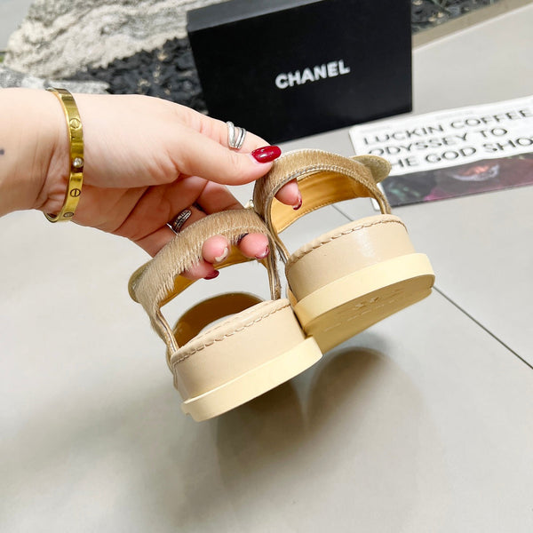 CC 25A Sandals Beige Horse Fur Leather 338605