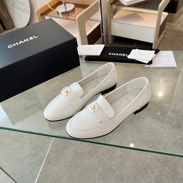 CC 25 Loafer White Sheepskin 338668