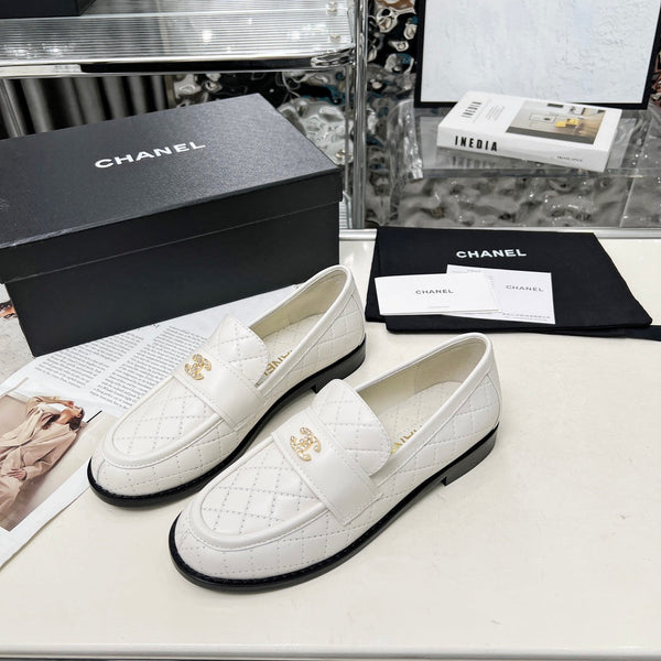 Mocassino CC 25 in pelle di vacchetta bianca 338672