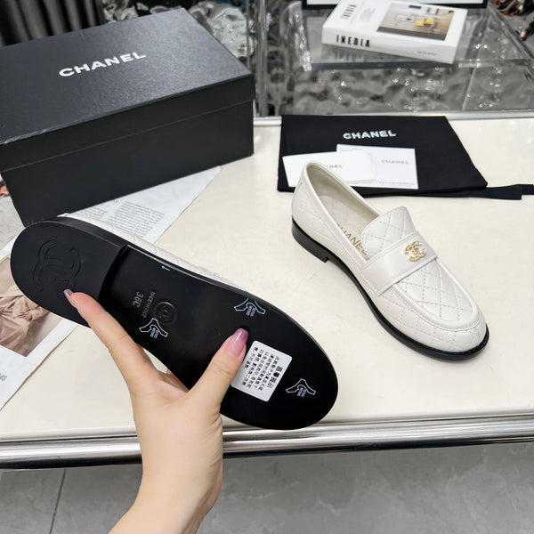 Mocassino CC 25 in pelle di vacchetta bianca 338672