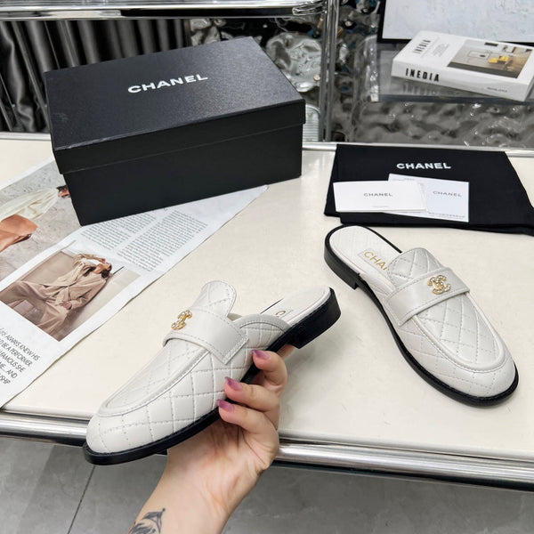 CC 25 Mule White Cowhide 338676