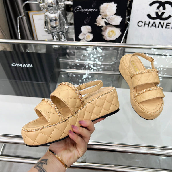 CC 25 Sandals Leather Chain 6cm Beige Lambskin 338654