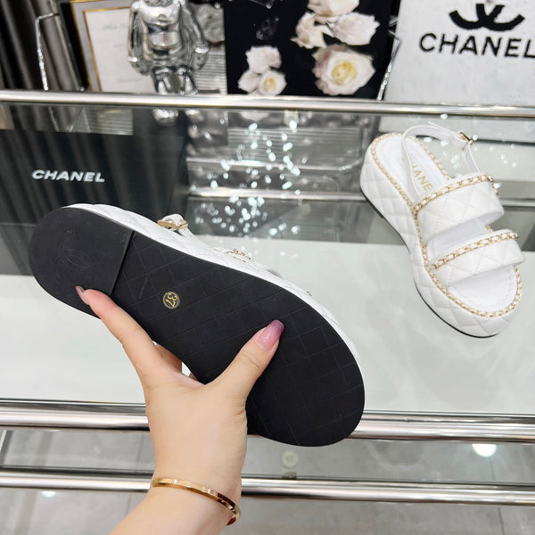 CC 25 Sandals Leather Chain 6cm White Lambskin 338655