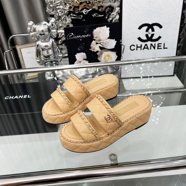 CC 25 Slide Leather Chain 6cm Beige Lambskin 338658