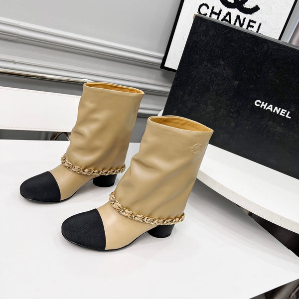 CC 25 Short Boots With Chain 55mm Beige Cowhide Black Grosgrain 374027