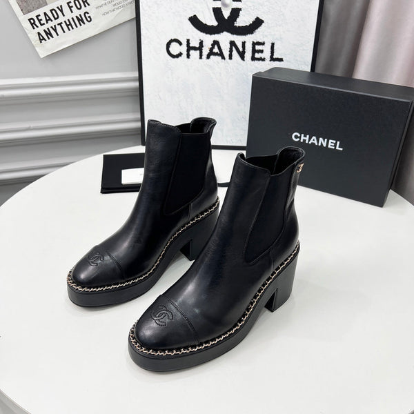 CC 25 Chelsea Ankle Boots With Chain 85mm Black Sheepskin 374035