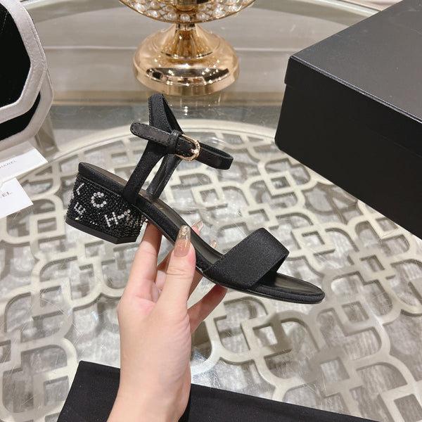 CC 25C 5CM Sandali con tacco medio Tessuto nero 213321