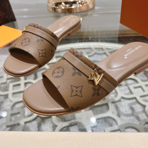 sandalo lv isola flat mule marrone monogramma in pelle di vitello
