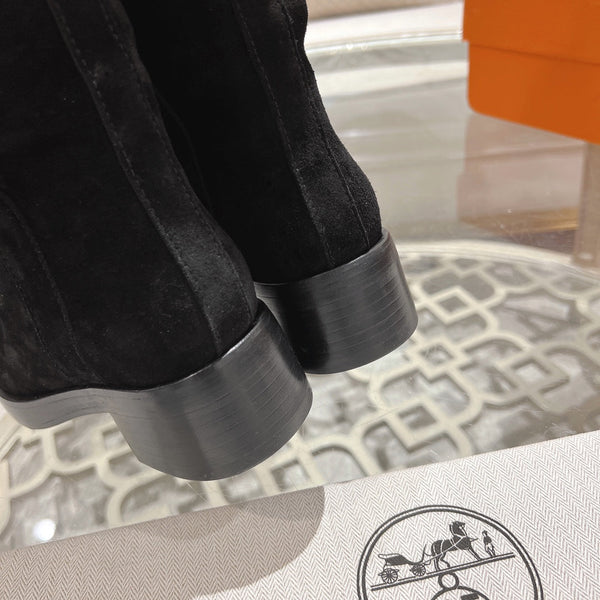 HM Horse 45mm Boot Black Suede 478200