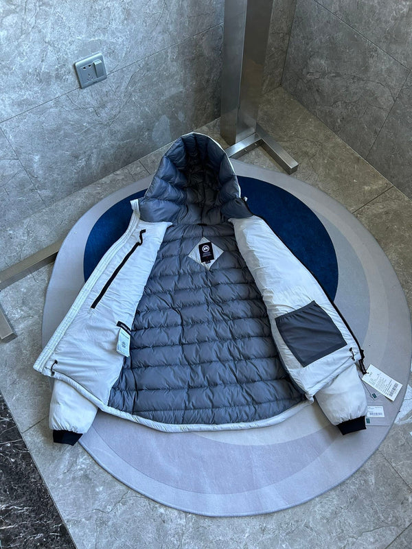 C. Goose Jacket White Polyester 0043