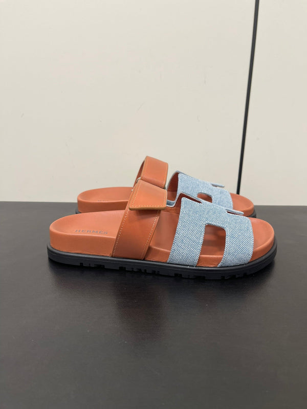 CHYPRE SANDAL ORANGE MIX SKY CALFSKIN