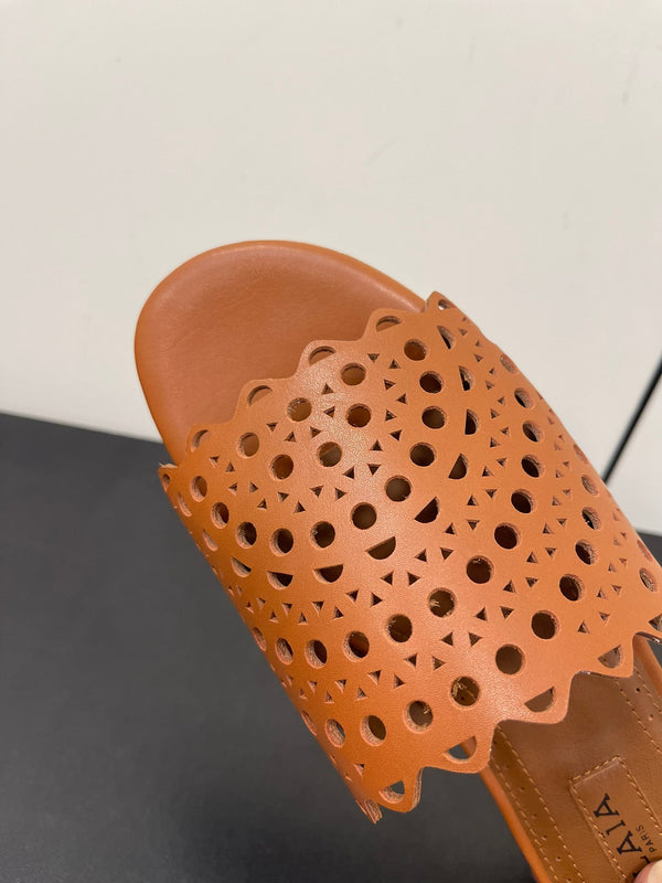 alaia mulo pelle di agnello vienne marrone