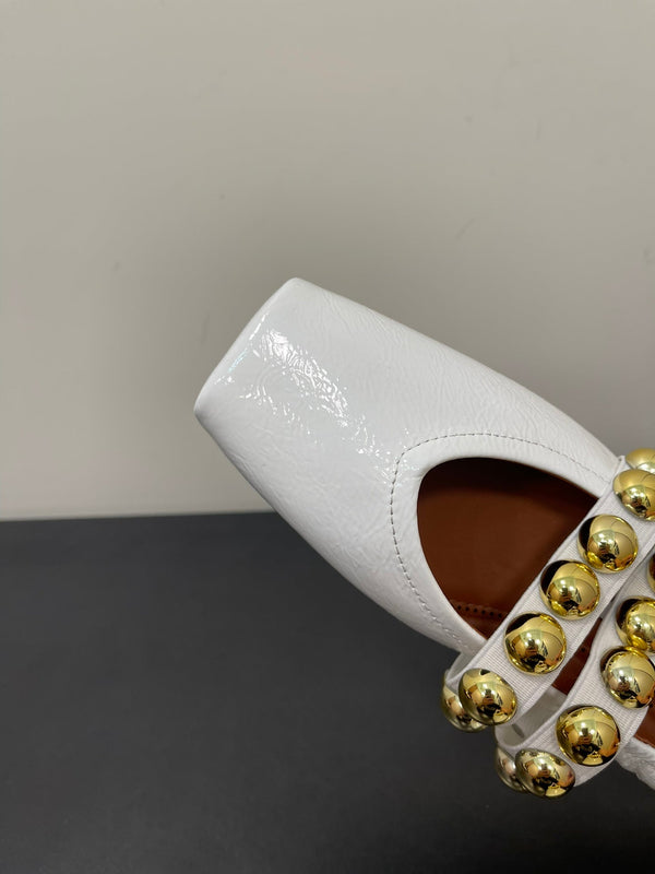 ALAIA BALLET FLATS IN WHITE GLOSSY CALFSKIN WITH GOLD HARDWARE