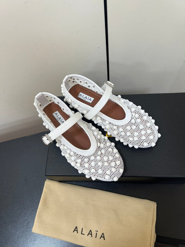 Alaila Ballet Flats With Studs On Fishnet In White 975751